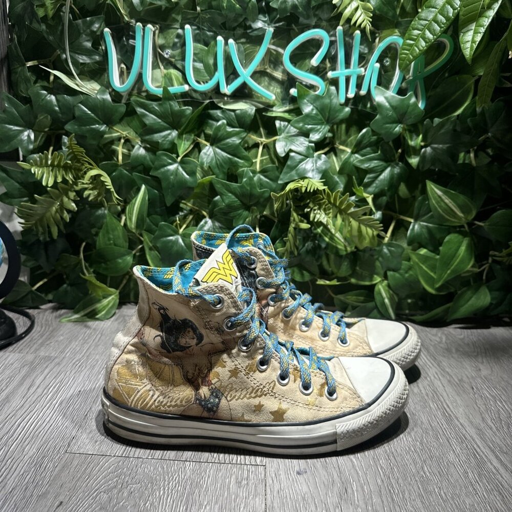 Converse All Star Womens Wonder Woman Sneakers 6.5 DC Comics High Top 146781C